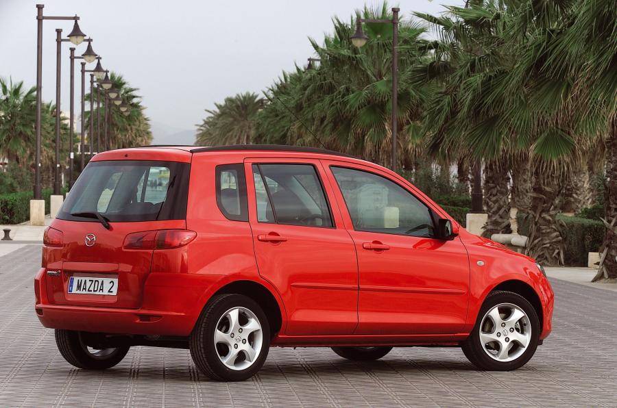  Mazda2 2002 года  (фото 65 из 113)
